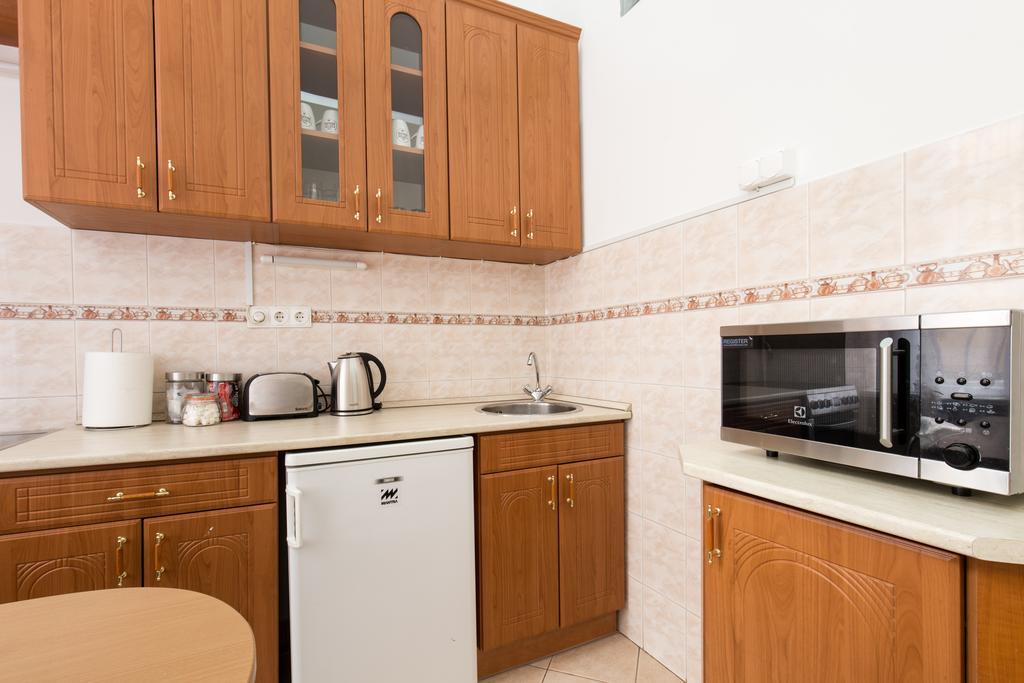 Bpm: Dob70 Classic Apartment In Downtown Budapest Chambre photo